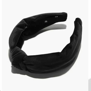 Lele Sadoughi Black Velvet headband